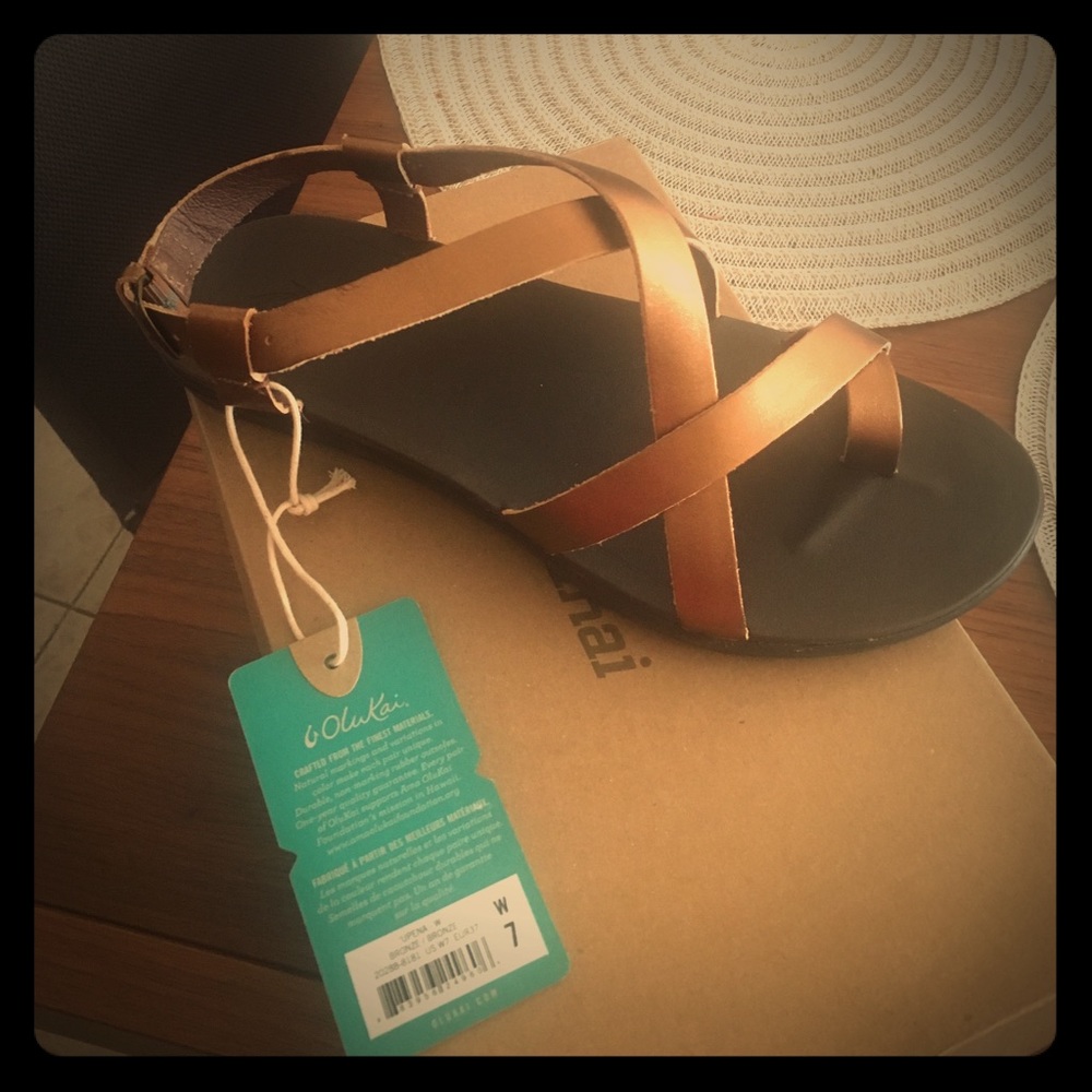 Brand new, in box, Olukai Upenas